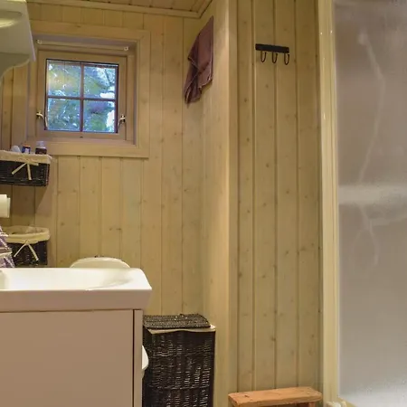 Three-bedroom In Holiday home *