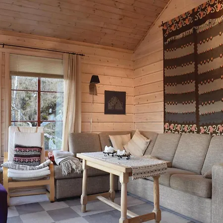 Casa de Férias Three-bedroom In Aseral