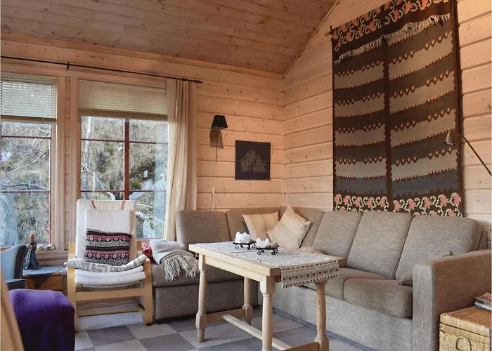 Casa de Férias Three-bedroom In Aseral